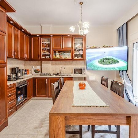 Fully Equipped And Family Friendly Skg Center Leilighet Thessaloníki Eksteriør bilde